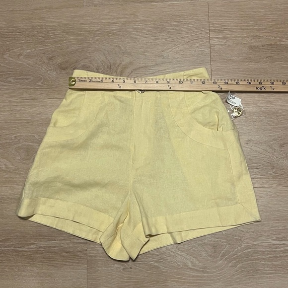 🌞 NWT House of Harlow 1960 Soft Yellow High-Waist Linen Blend Shorts Size XS - Picture 4 of 10